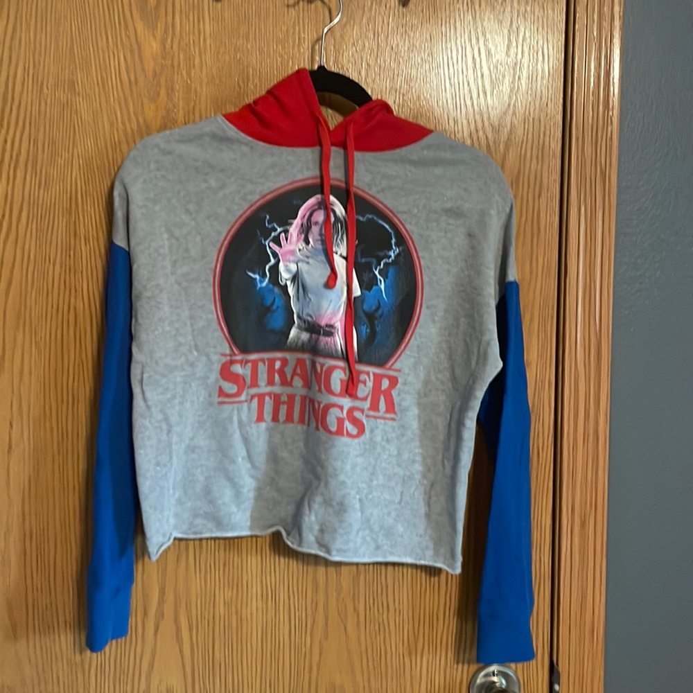Stranger Things hooded aweatshirt. Junior XS
